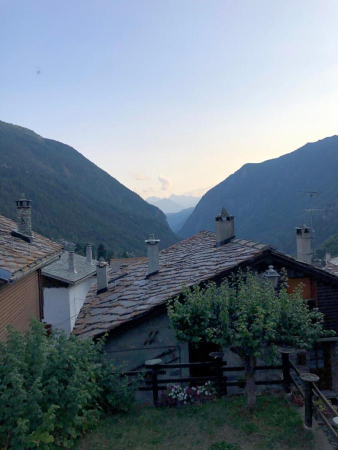 Апартаменты Il Piccolo Rifugio - Casa Вальтурнанш Экстерьер фото